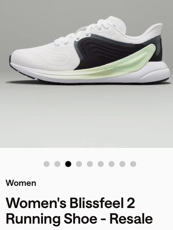 lululemon athletica Shoes - Lululemon Women's Blissfeel 2 Running Shoe